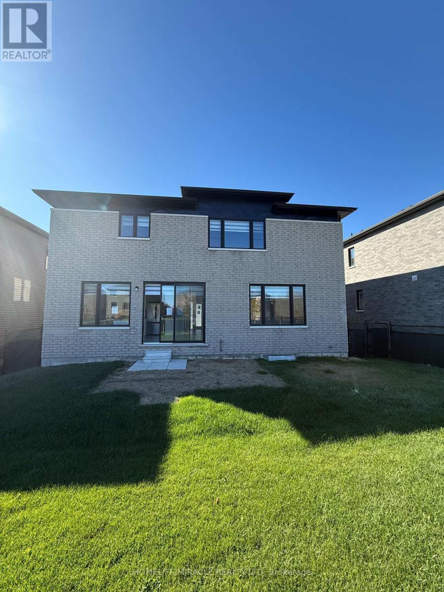 10 Rosanne Circle, Wasaga Beach, Ontario  L9Z 0N4 - Photo 5 - S12467994