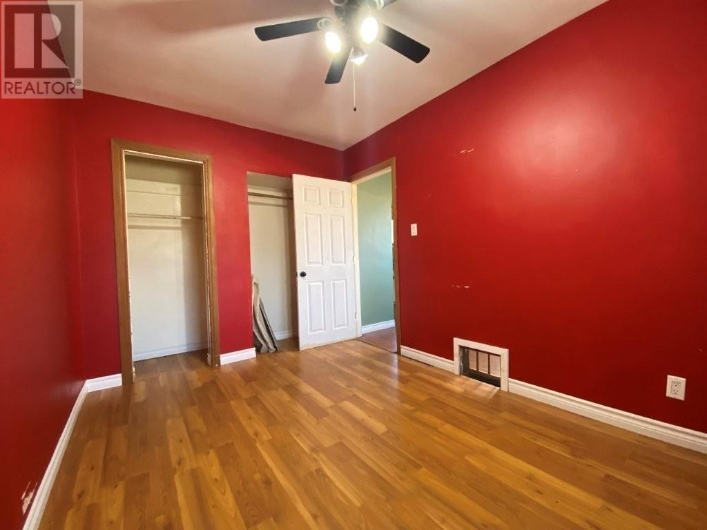 293 Third Ave, Sault Ste. Marie, Ontario  P6C 4M2 - Photo 5 - SM253002