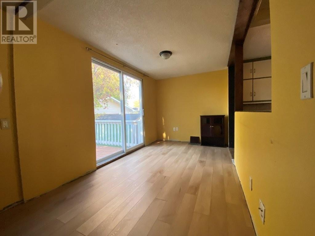 293 Third Ave, Sault Ste. Marie, Ontario  P6C 4M2 - Photo 9 - SM253002