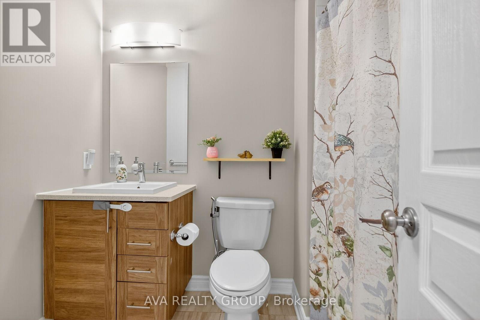 542 Triangle Street, Ottawa, Ontario  K2M 0M5 - Photo 15 - X12405478