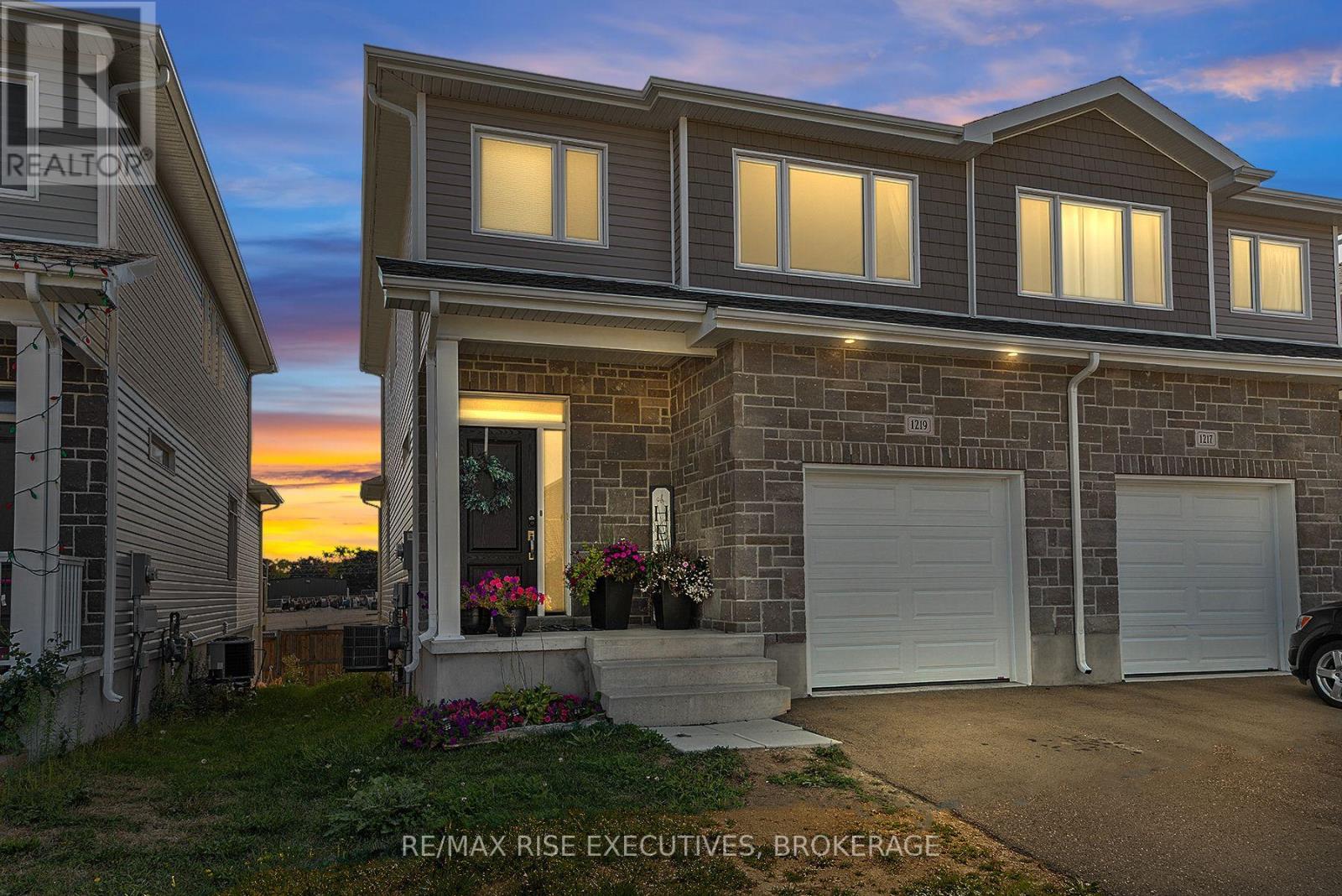 1219 Max Crescent, Kingston, Ontario  K7P 0P2 - Photo 1 - X12468094