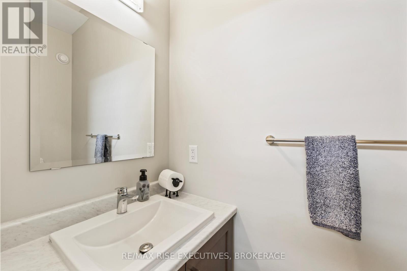 1219 Max Crescent, Kingston, Ontario  K7P 0P2 - Photo 12 - X12468094