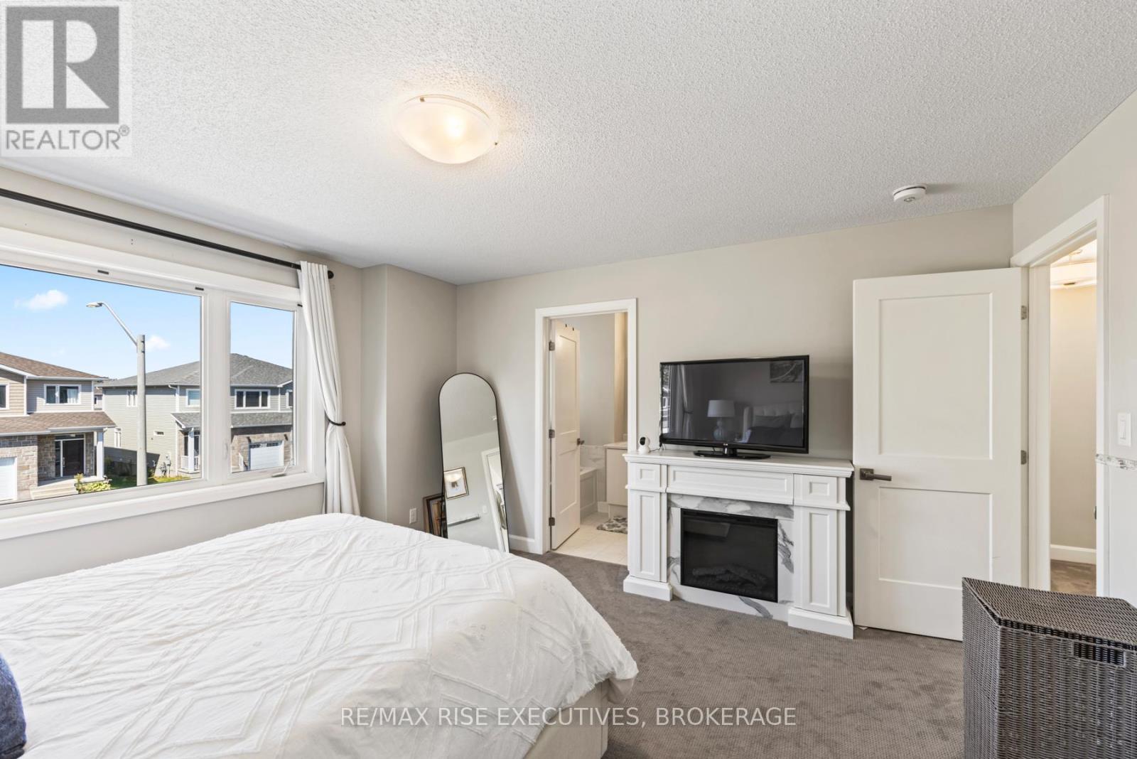 1219 Max Crescent, Kingston, Ontario  K7P 0P2 - Photo 31 - X12468094