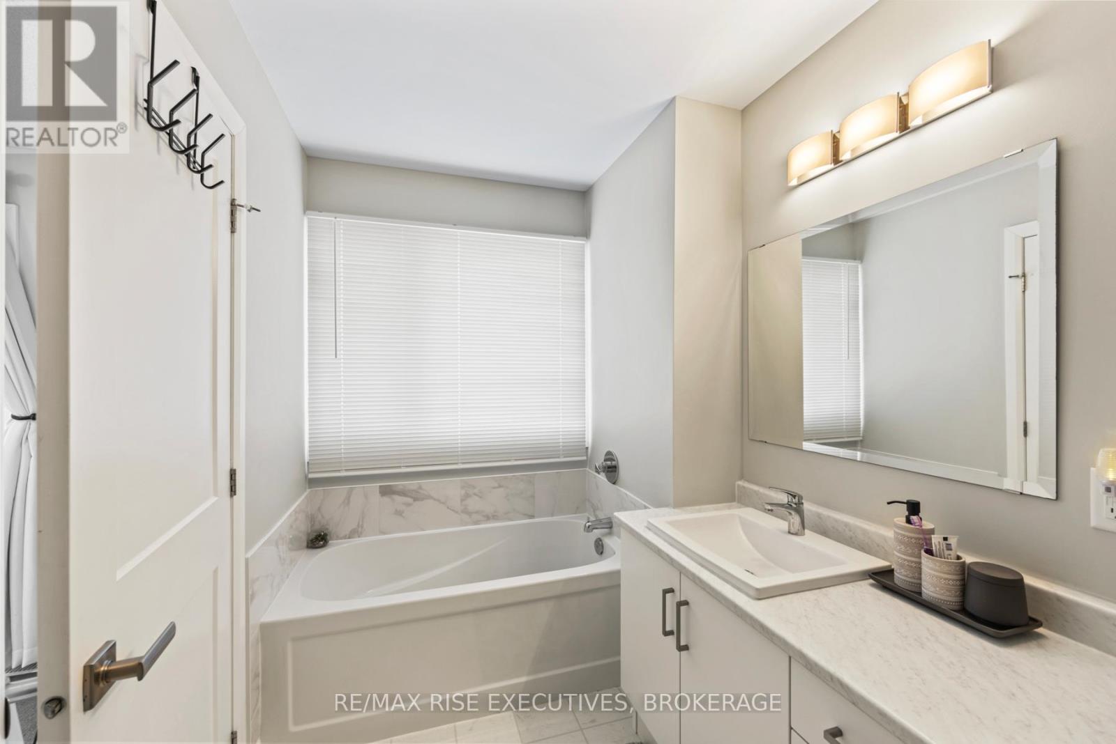 1219 Max Crescent, Kingston, Ontario  K7P 0P2 - Photo 35 - X12468094