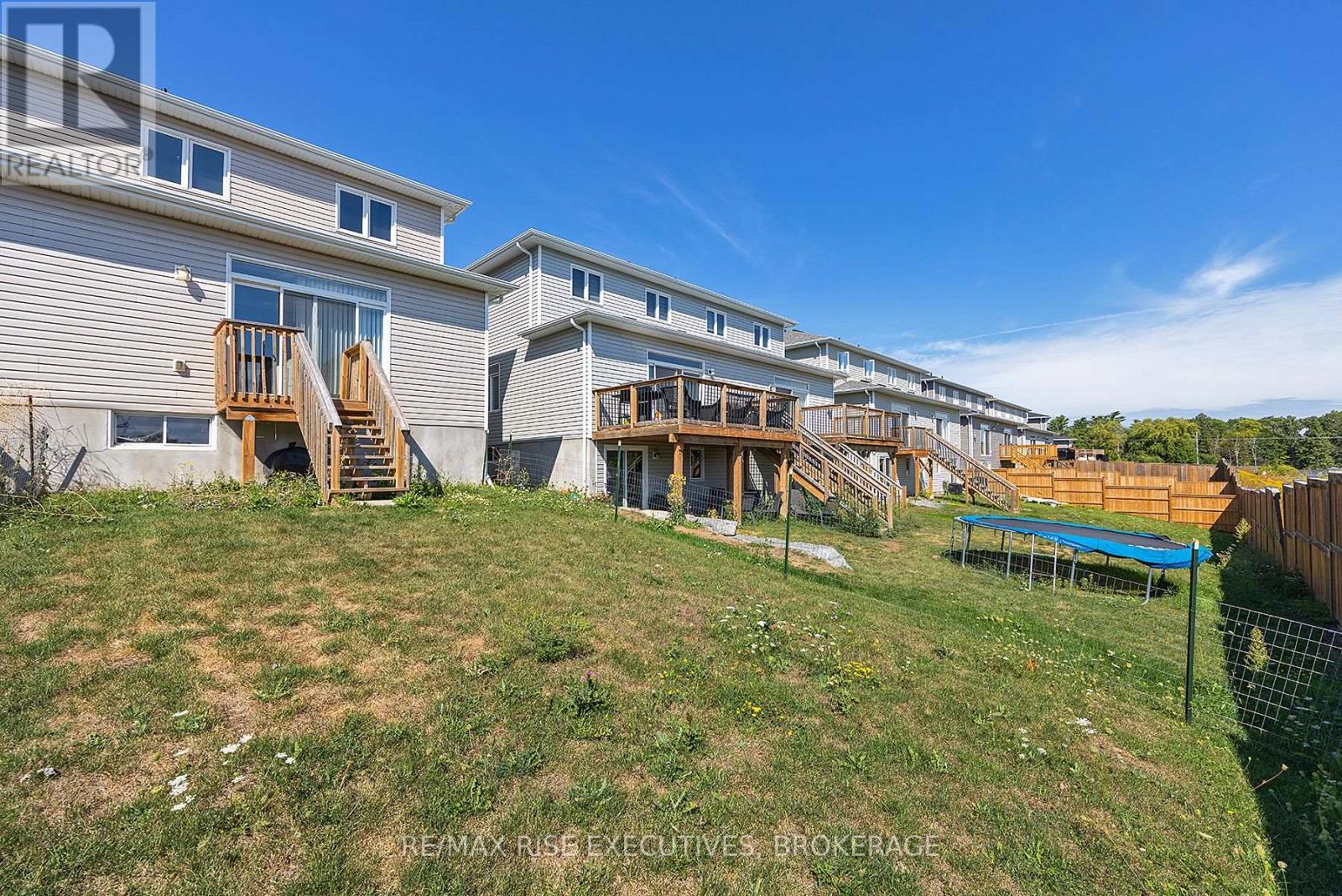 1219 Max Crescent, Kingston, Ontario  K7P 0P2 - Photo 8 - X12468094