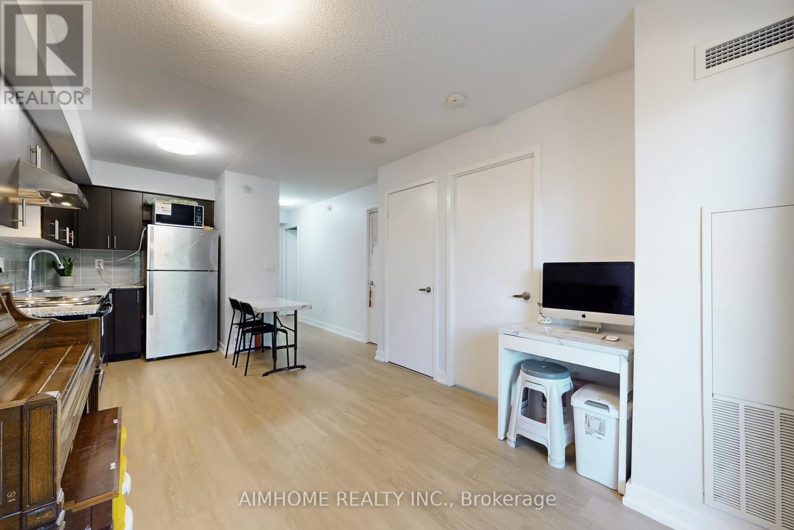 311 - 1420 Dupont Street, Toronto, Ontario  M6H 4J8 - Photo 11 - W12467920