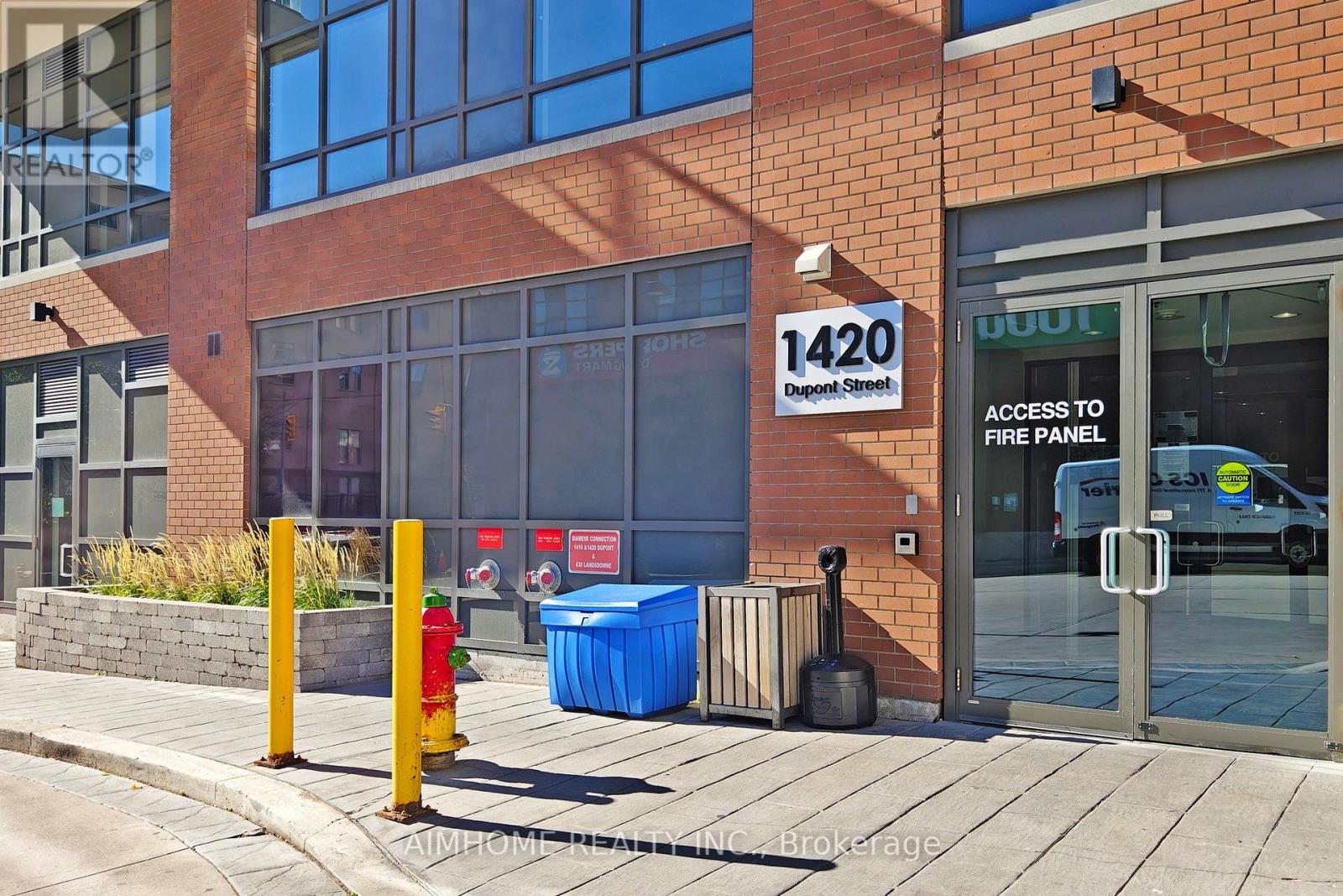 311 - 1420 Dupont Street, Toronto, Ontario  M6H 4J8 - Photo 3 - W12467920