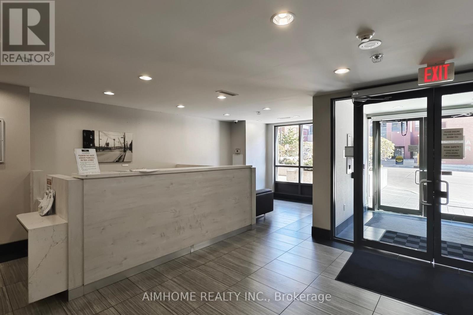 311 - 1420 Dupont Street, Toronto, Ontario  M6H 4J8 - Photo 4 - W12467920