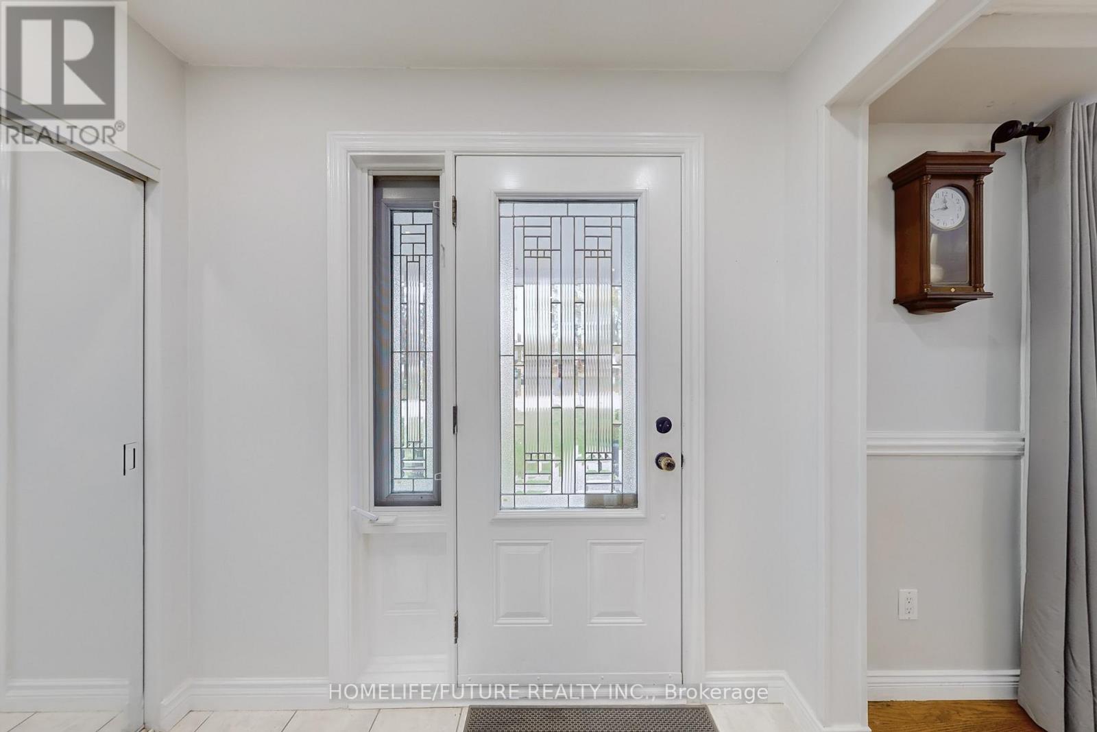 659 Bridle Wood, Burlington, Ontario  L7L 4E2 - Photo 22 - W12467932