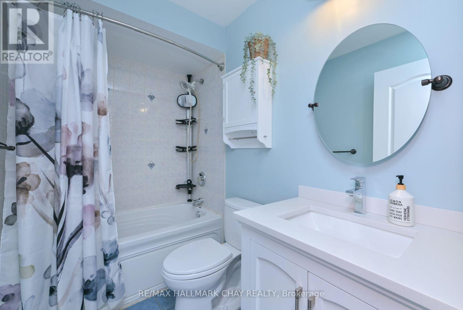 54 Cadillac Crescent, Brampton, Ontario  L7A 3B6 - Photo 21 - W12467943
