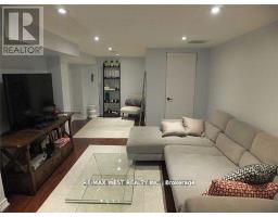 LOWER - 23 RANGOON ROAD, Toronto, Ontario