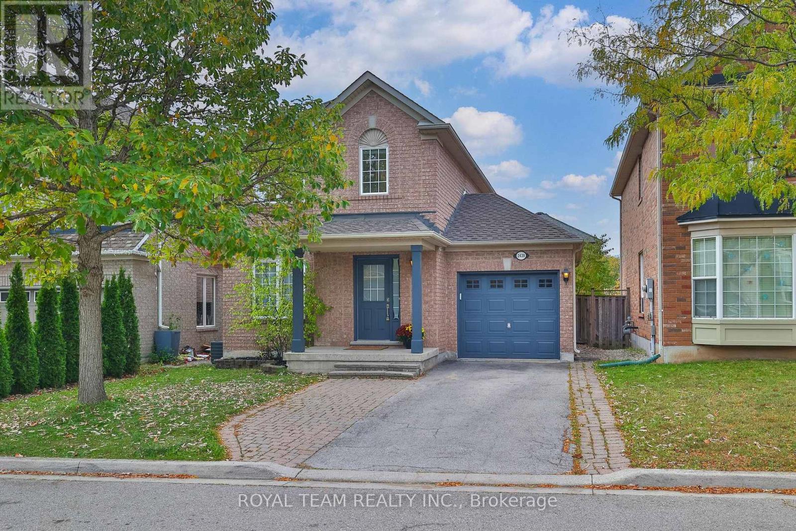 2439 Hollybrook Drive, Oakville, Ontario  L6M 4S8 - Photo 1 - W12467974
