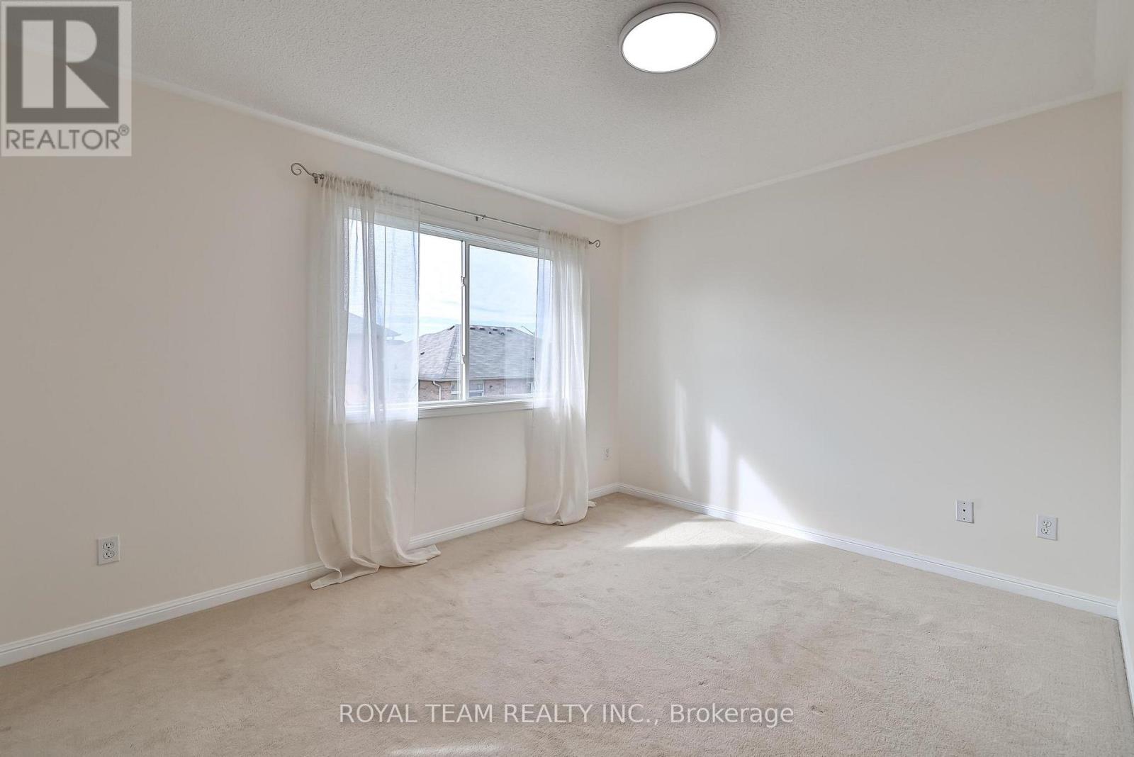 2439 Hollybrook Drive, Oakville, Ontario  L6M 4S8 - Photo 19 - W12467974