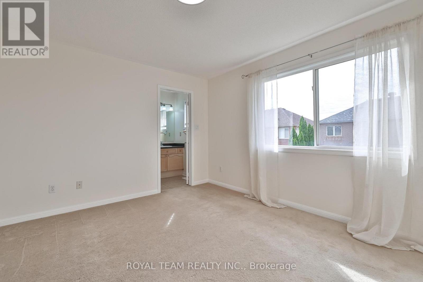 2439 Hollybrook Drive, Oakville, Ontario  L6M 4S8 - Photo 20 - W12467974