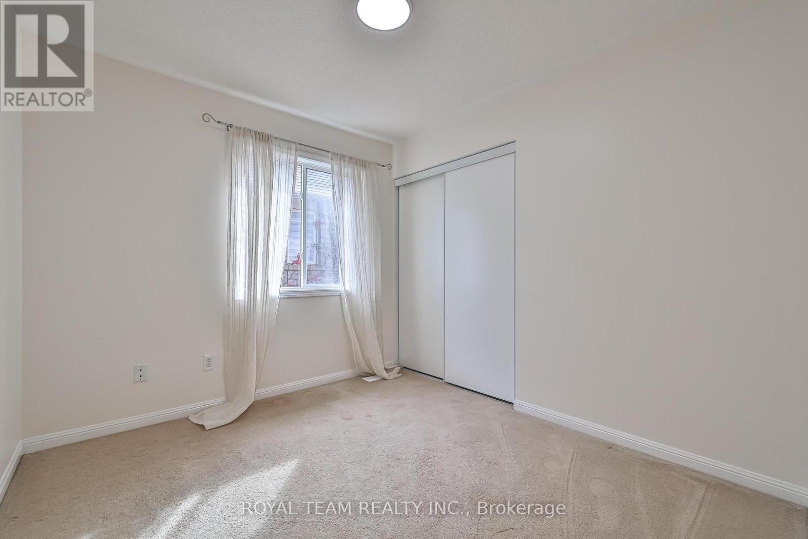 2439 Hollybrook Drive, Oakville, Ontario  L6M 4S8 - Photo 23 - W12467974