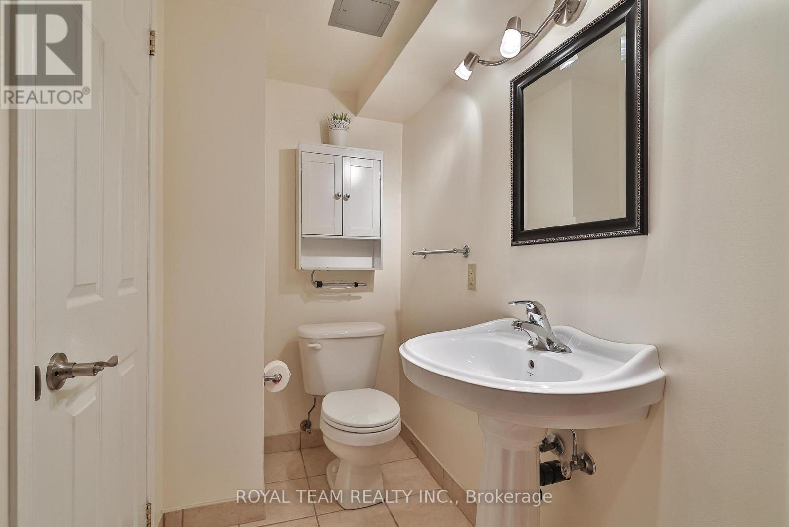 2439 Hollybrook Drive, Oakville, Ontario  L6M 4S8 - Photo 30 - W12467974