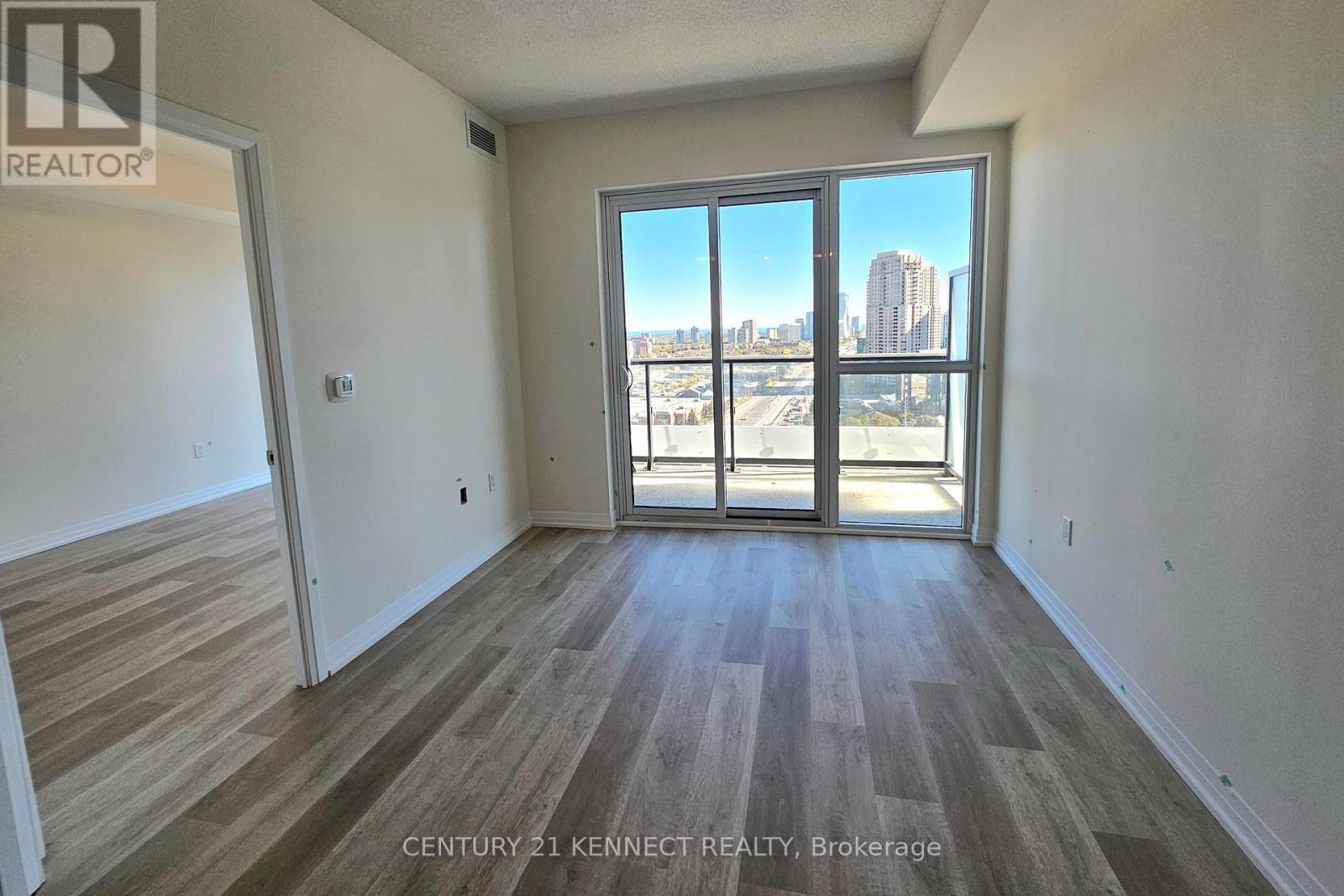 1502 - 15 Watergarden Drive, Mississauga, Ontario  L5R 0H4 - Photo 12 - W12467983