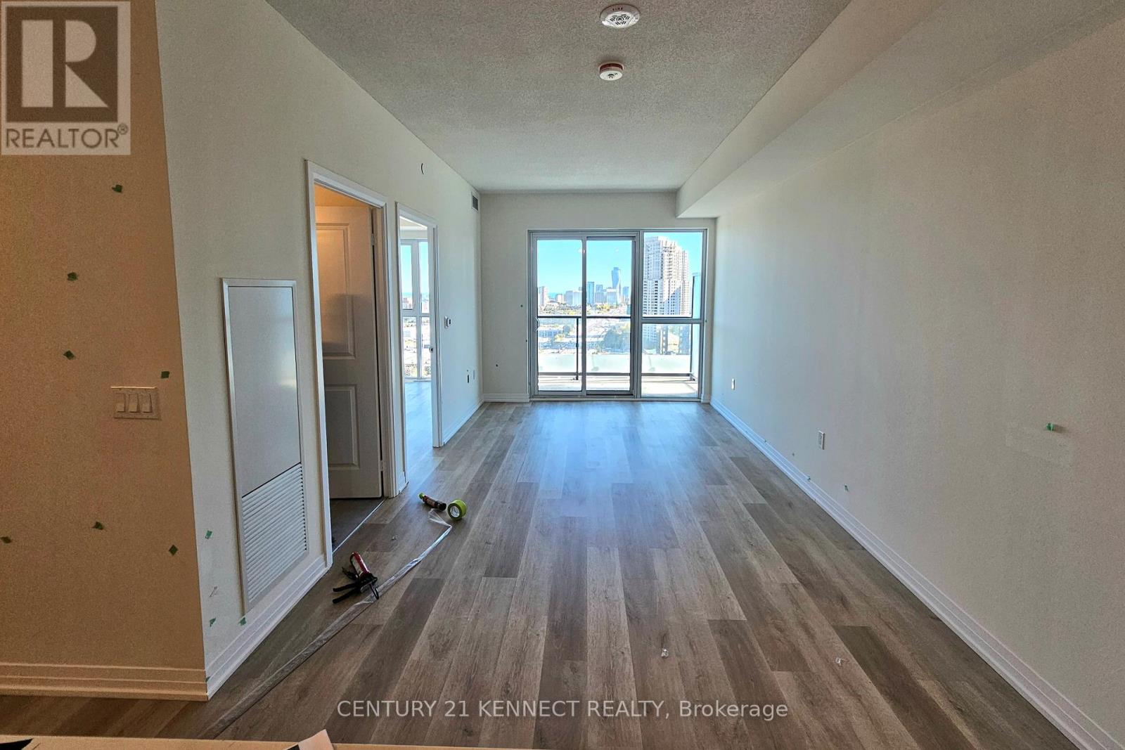 1502 - 15 Watergarden Drive, Mississauga, Ontario  L5R 0H4 - Photo 16 - W12467983