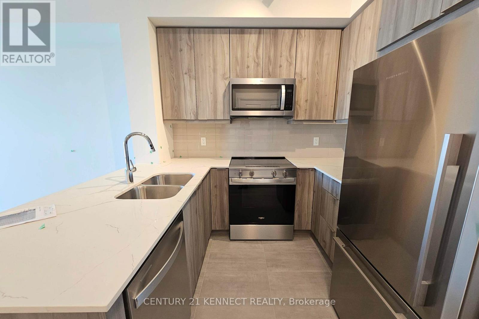 1502 - 15 Watergarden Drive, Mississauga, Ontario  L5R 0H4 - Photo 17 - W12467983