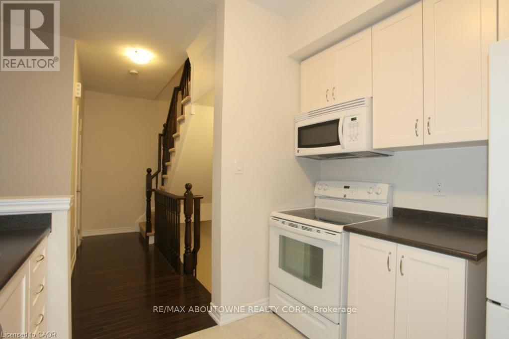 104 - 1401 Plains Road E, Burlington, Ontario  L7R 0C2 - Photo 9 - W12467986