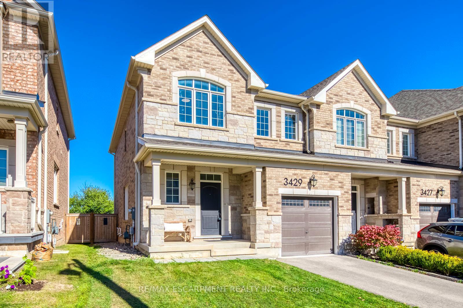 3429 Eternity Way, Oakville, Ontario  L6H 0X9 - Photo 2 - W12467993