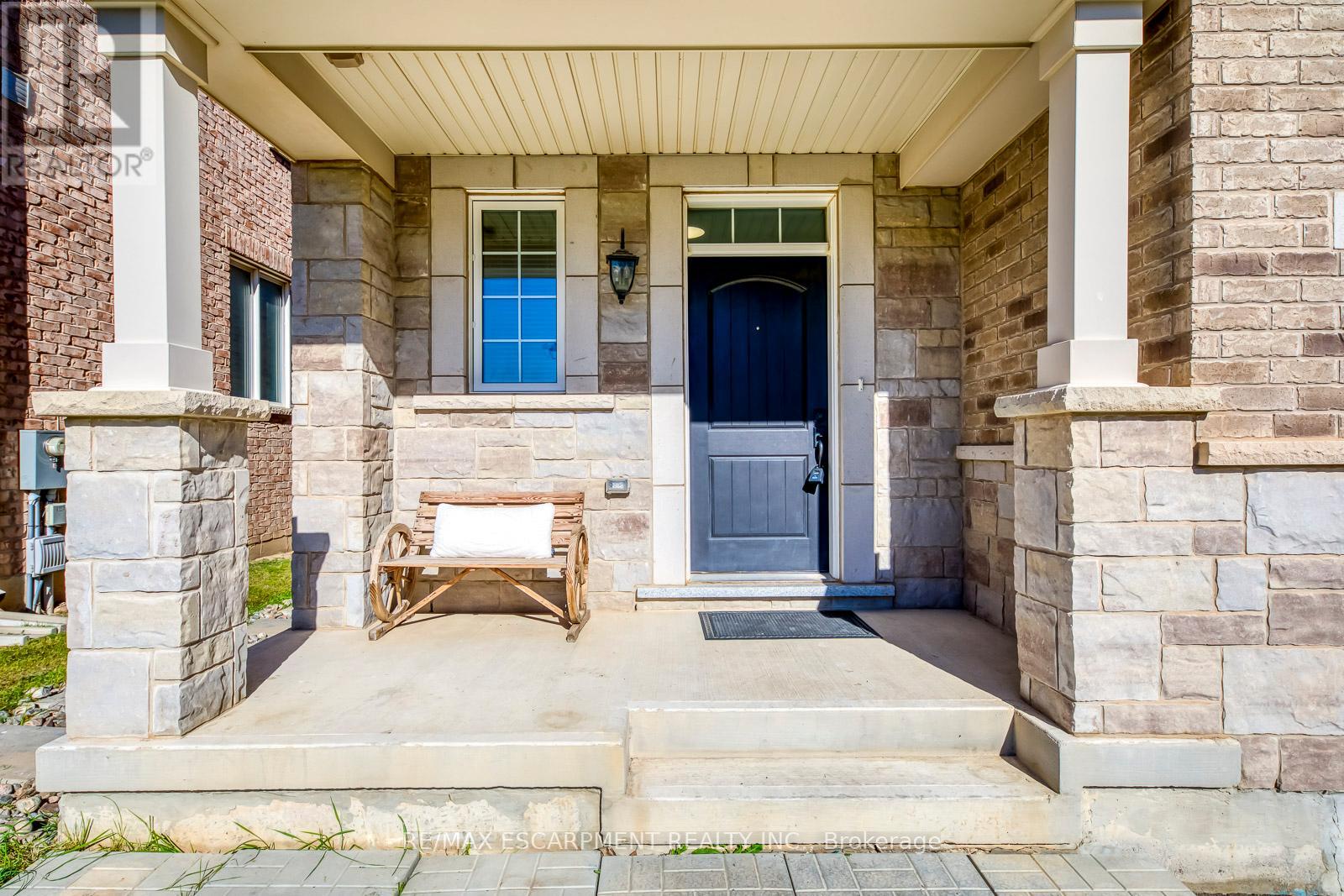 3429 Eternity Way, Oakville, Ontario  L6H 0X9 - Photo 4 - W12467993