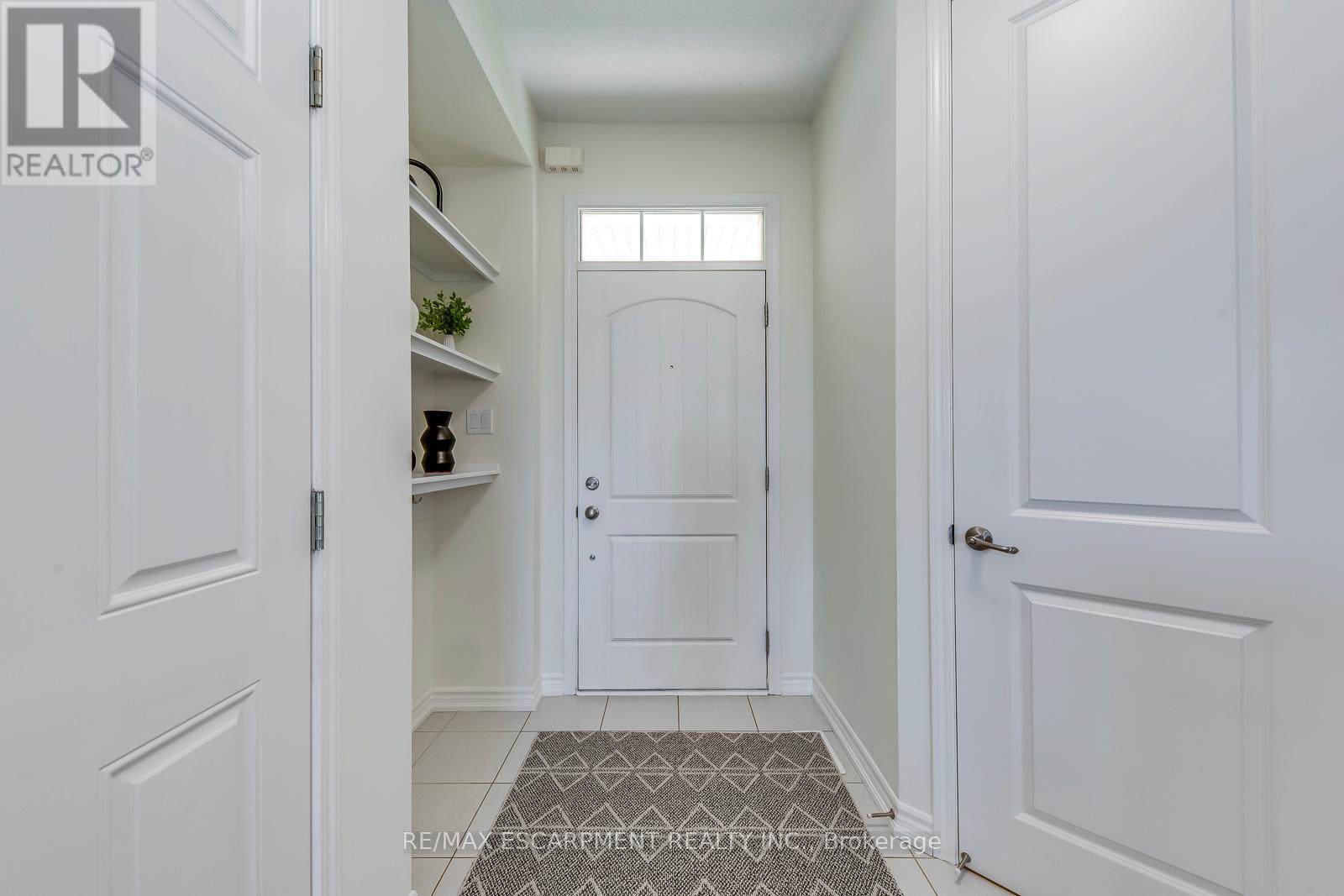 3429 Eternity Way, Oakville, Ontario  L6H 0X9 - Photo 5 - W12467993