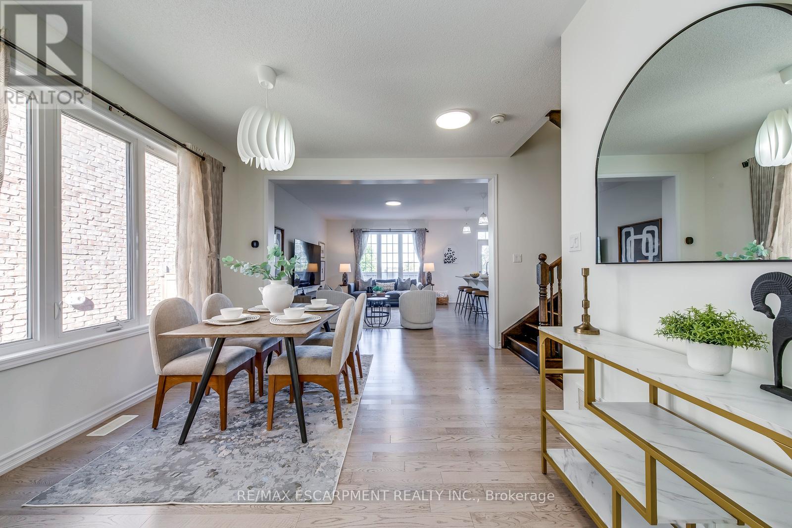 3429 Eternity Way, Oakville, Ontario  L6H 0X9 - Photo 8 - W12467993