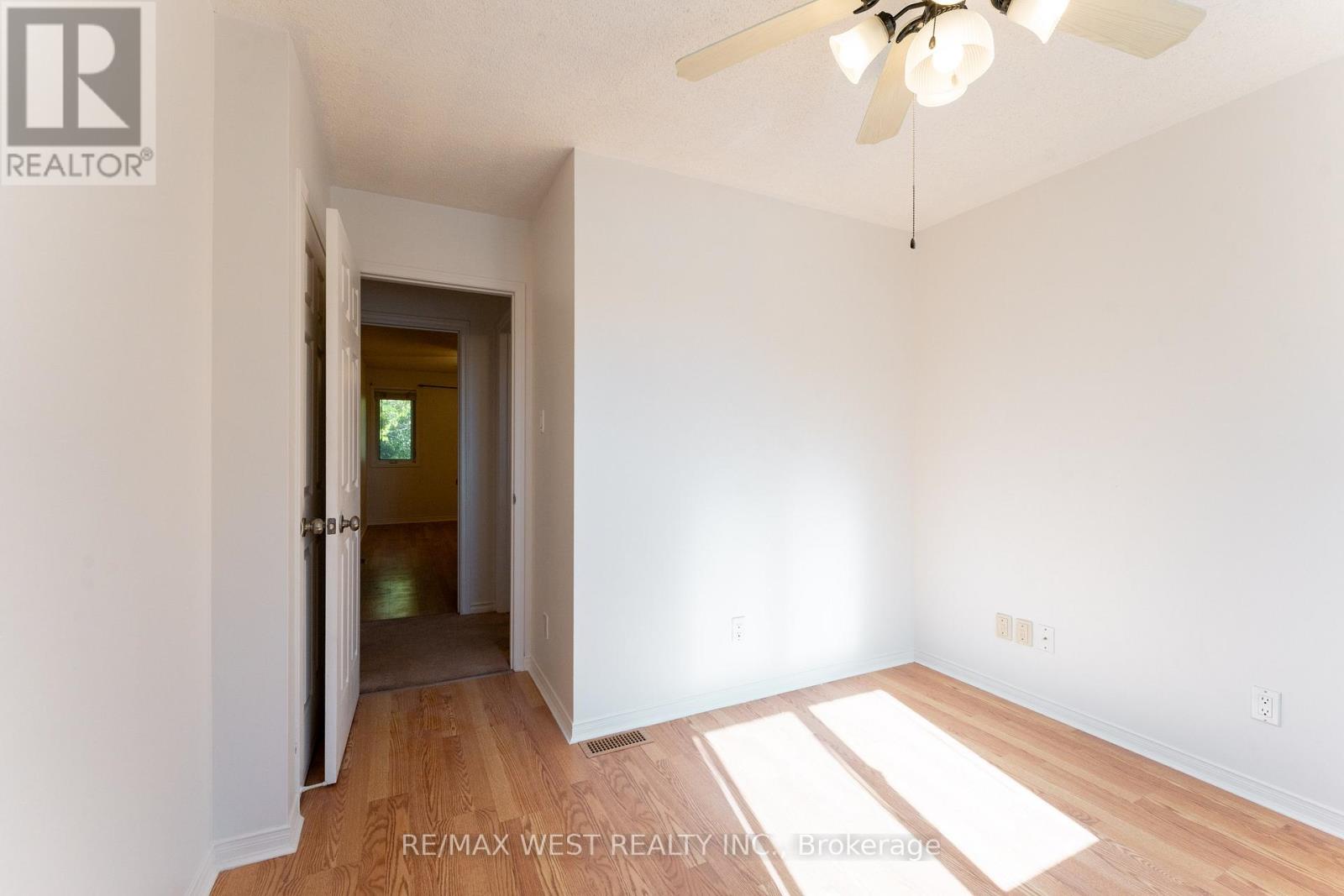 852 Beatrice Street E, Oshawa, Ontario  L1K 2H7 - Photo 13 - E12457877