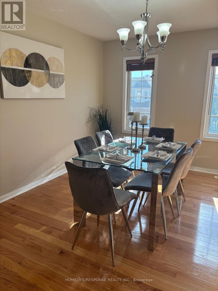 941 Hasselfeldt Heights, Milton, Ontario  L9T 0M5 - Photo 10 - W12468004