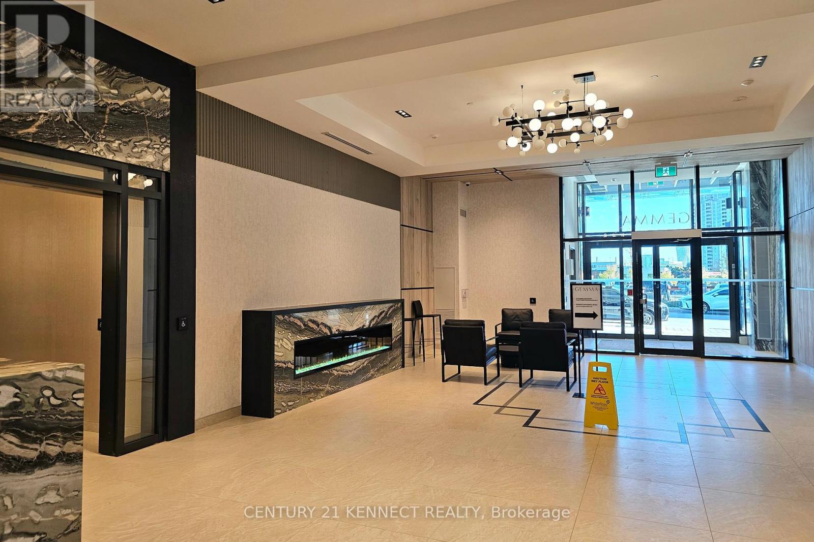 1705 - 15 Watergarden Drive, Mississauga, Ontario  L5R 0H4 - Photo 28 - W12468042