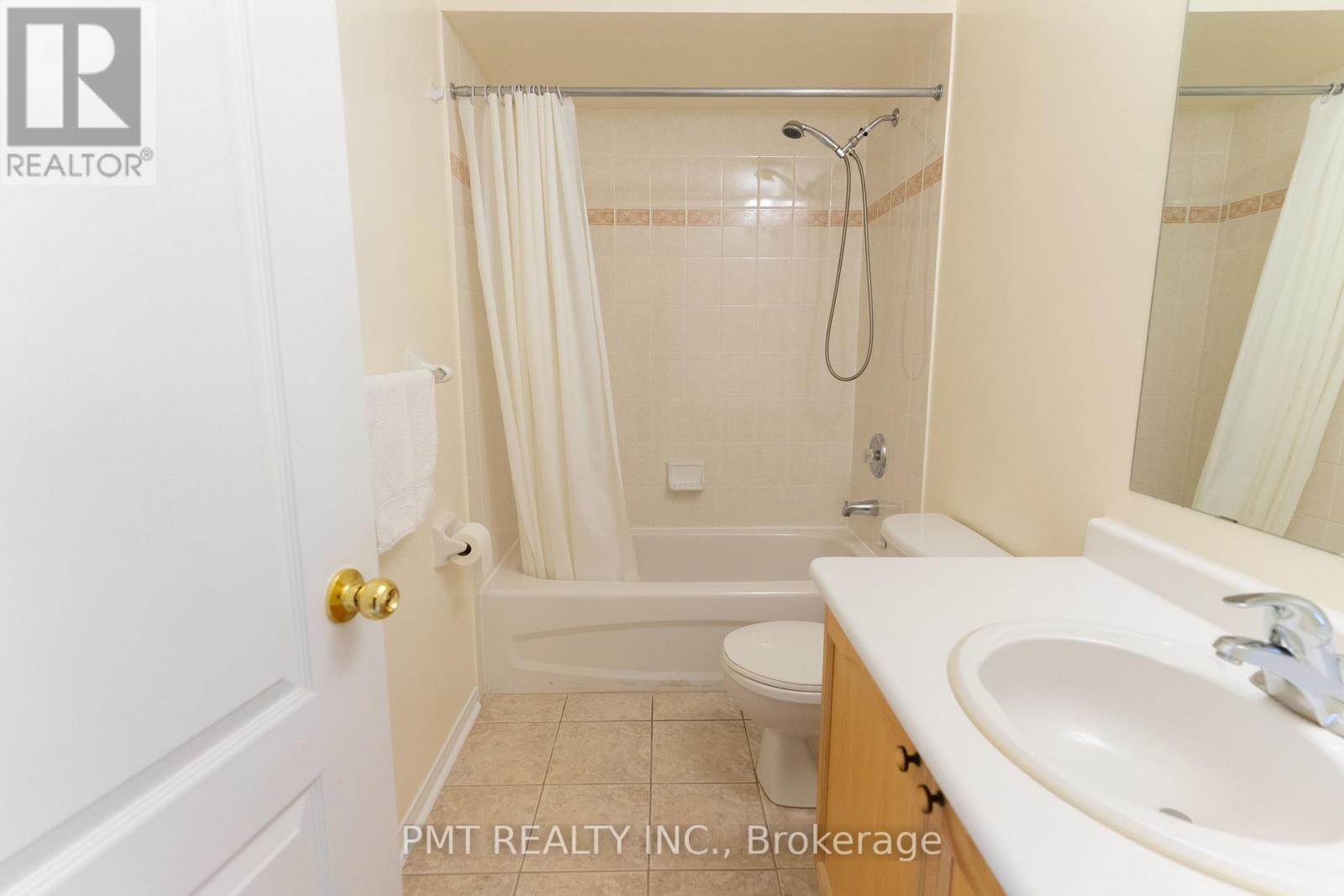 2151 Forest Gate Park, Oakville, Ontario  L6M 4B3 - Photo 15 - W12468049
