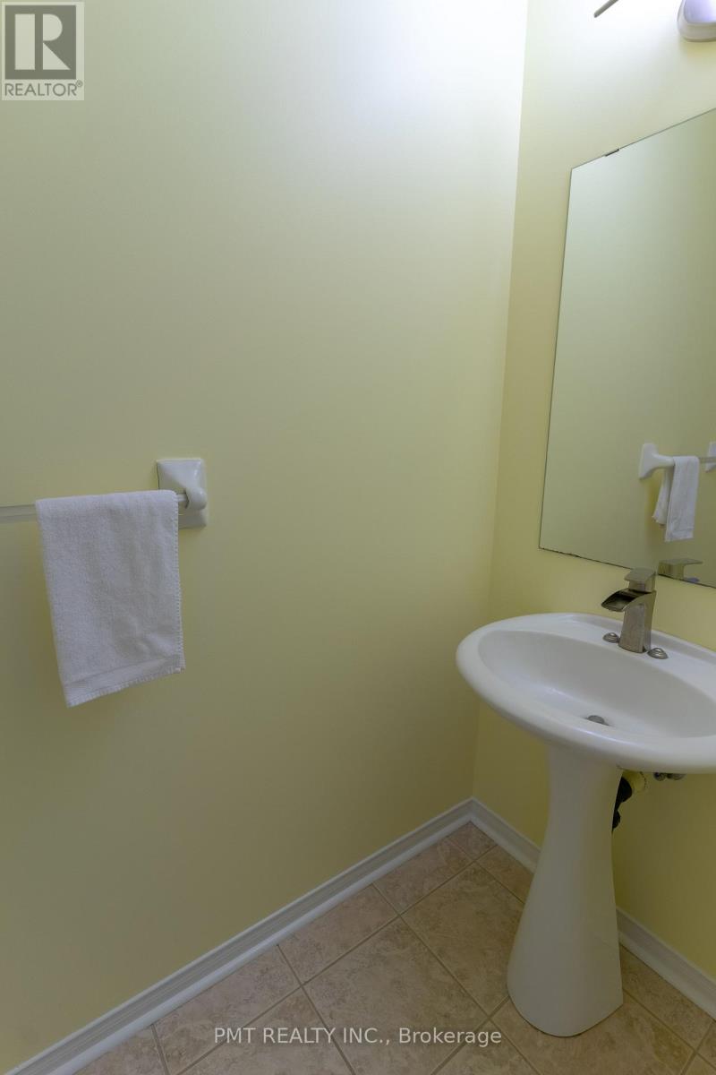 2151 Forest Gate Park, Oakville, Ontario  L6M 4B3 - Photo 16 - W12468049