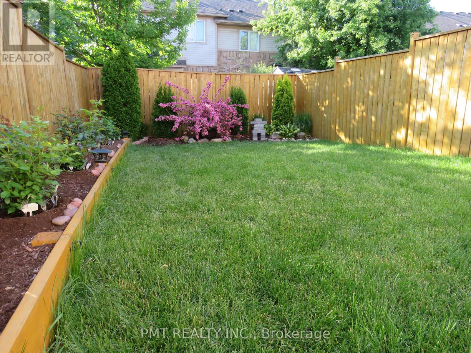 2151 Forest Gate Park, Oakville, Ontario  L6M 4B3 - Photo 22 - W12468049