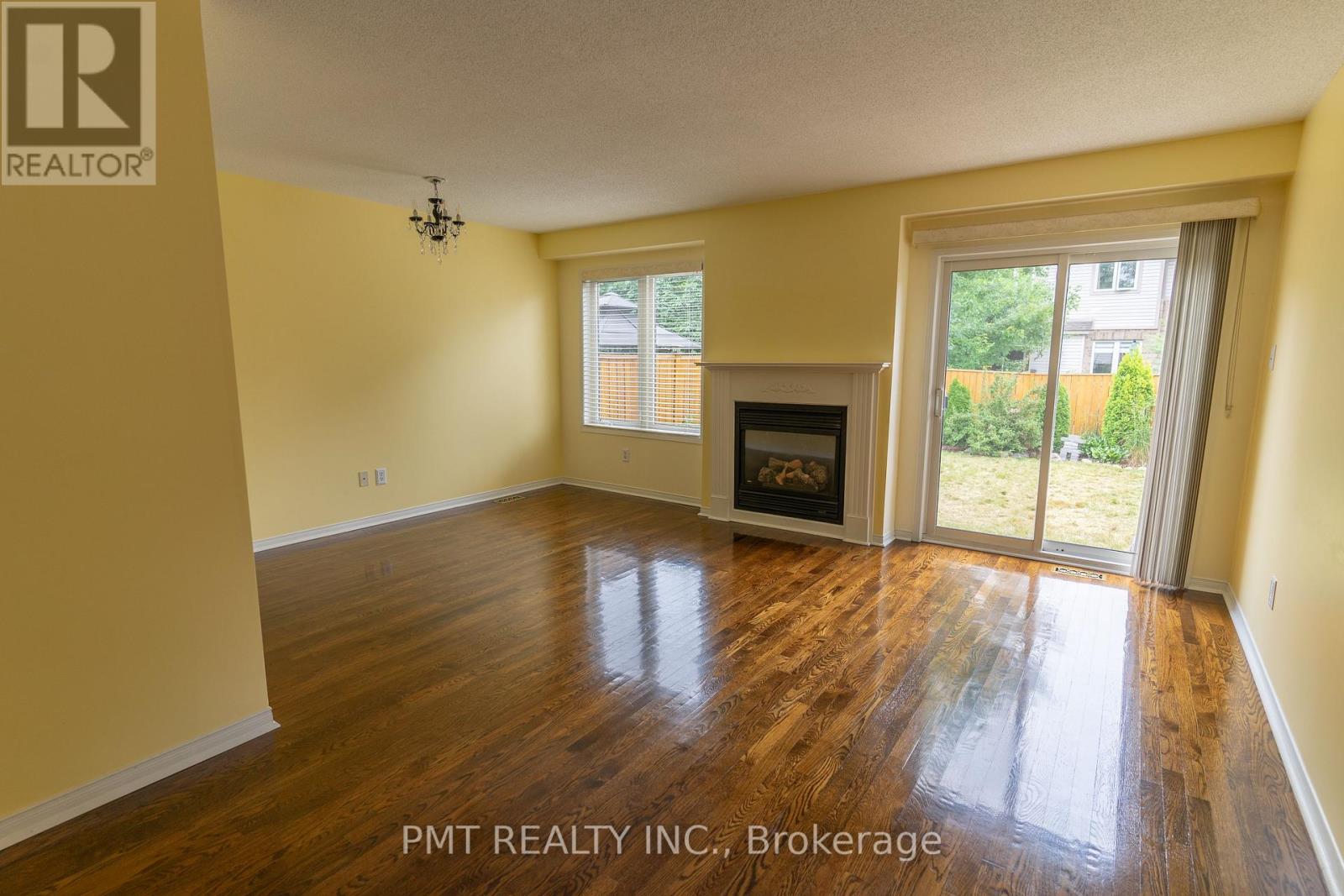 2151 Forest Gate Park, Oakville, Ontario  L6M 4B3 - Photo 4 - W12468049
