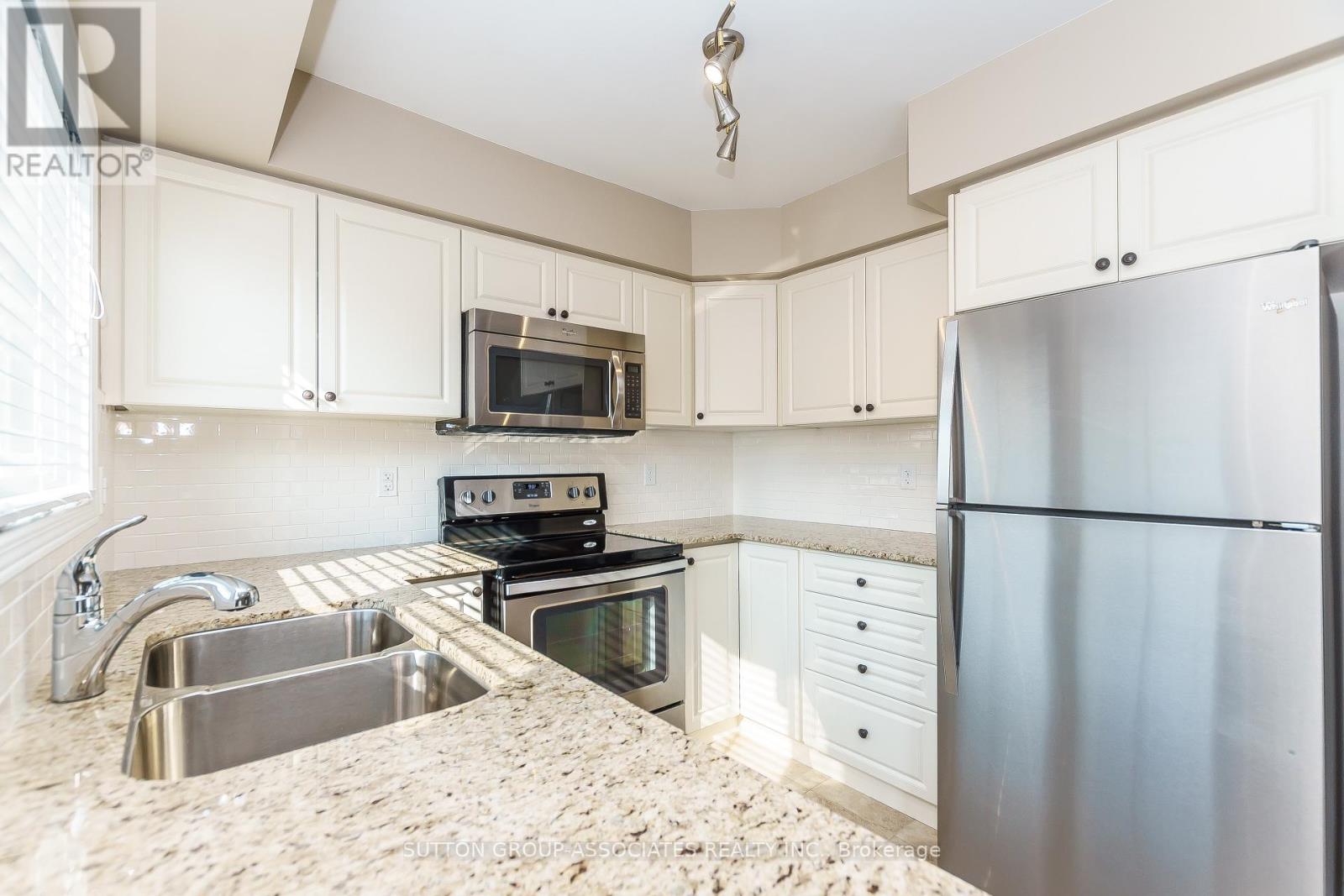 10 - 2508 Post Road, Oakville, Ontario  L6H 0K1 - Photo 10 - W12468064
