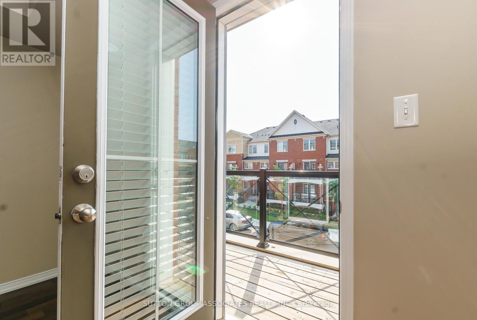 10 - 2508 Post Road, Oakville, Ontario  L6H 0K1 - Photo 11 - W12468064
