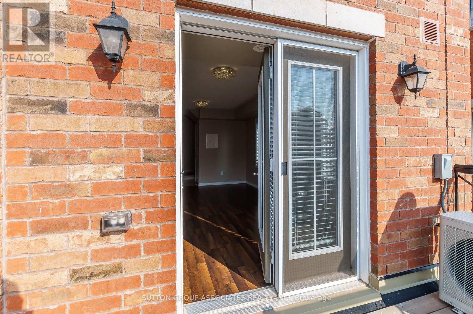 10 - 2508 Post Road, Oakville, Ontario  L6H 0K1 - Photo 13 - W12468064