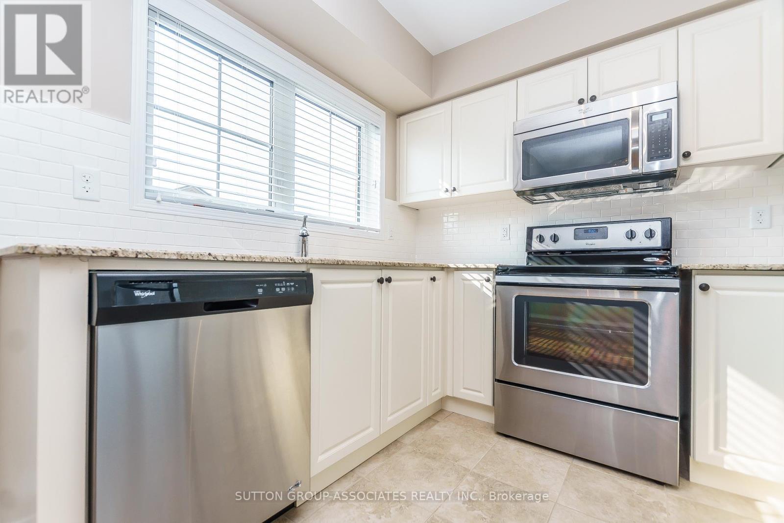 10 - 2508 Post Road, Oakville, Ontario  L6H 0K1 - Photo 7 - W12468064