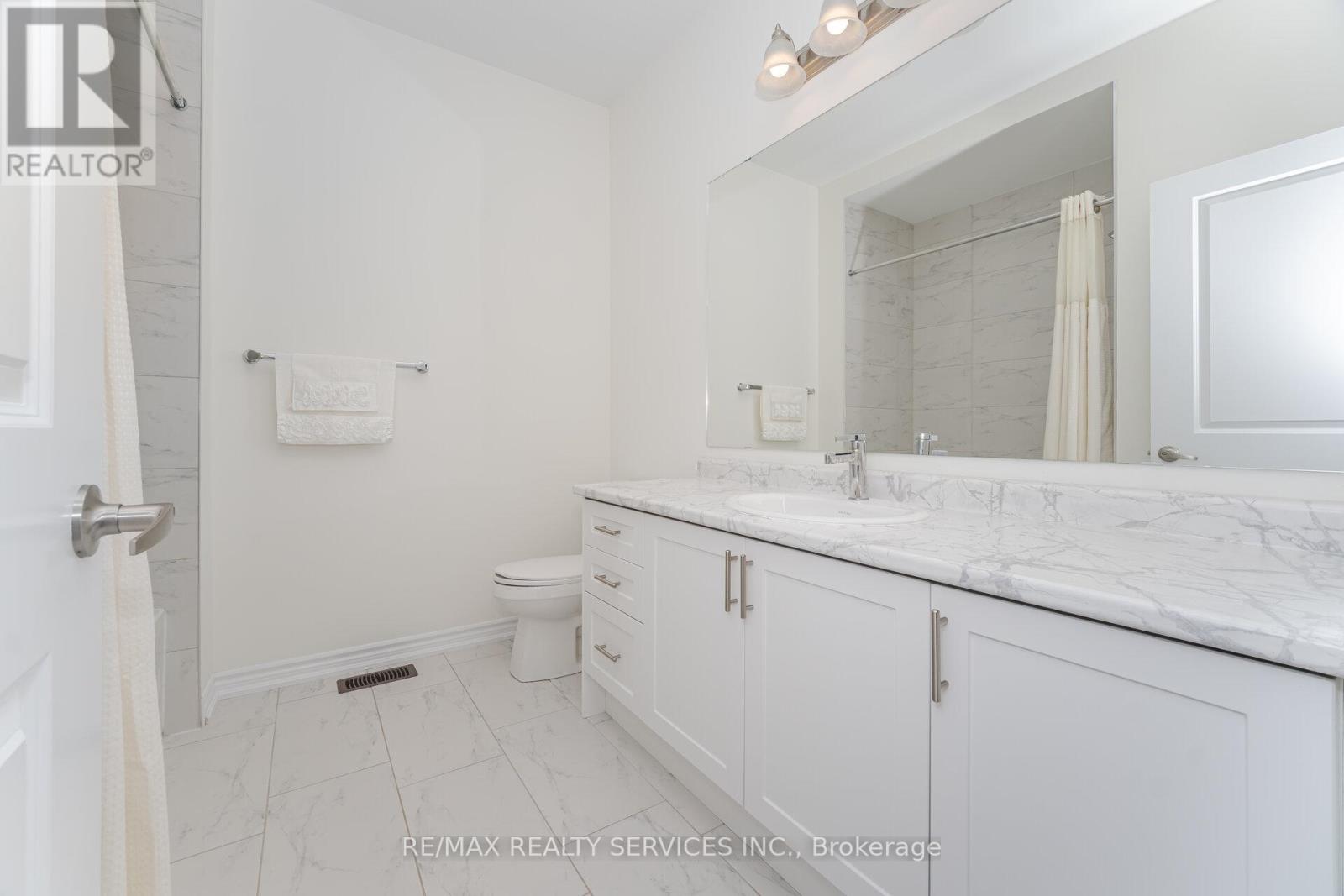 29 Lippa Drive, Caledon, Ontario  L7C 4M3 - Photo 27 - W12468071