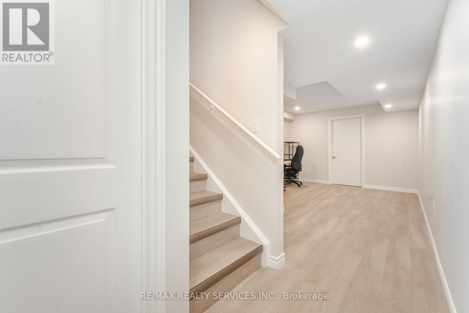 29 Lippa Drive, Caledon, Ontario  L7C 4M3 - Photo 30 - W12468071