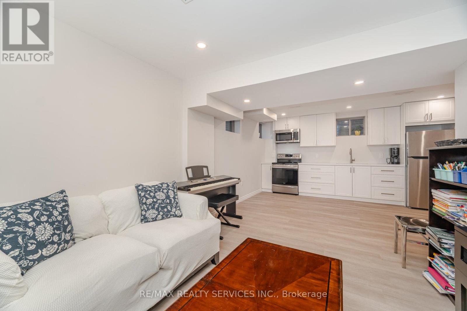 29 Lippa Drive, Caledon, Ontario  L7C 4M3 - Photo 40 - W12468071