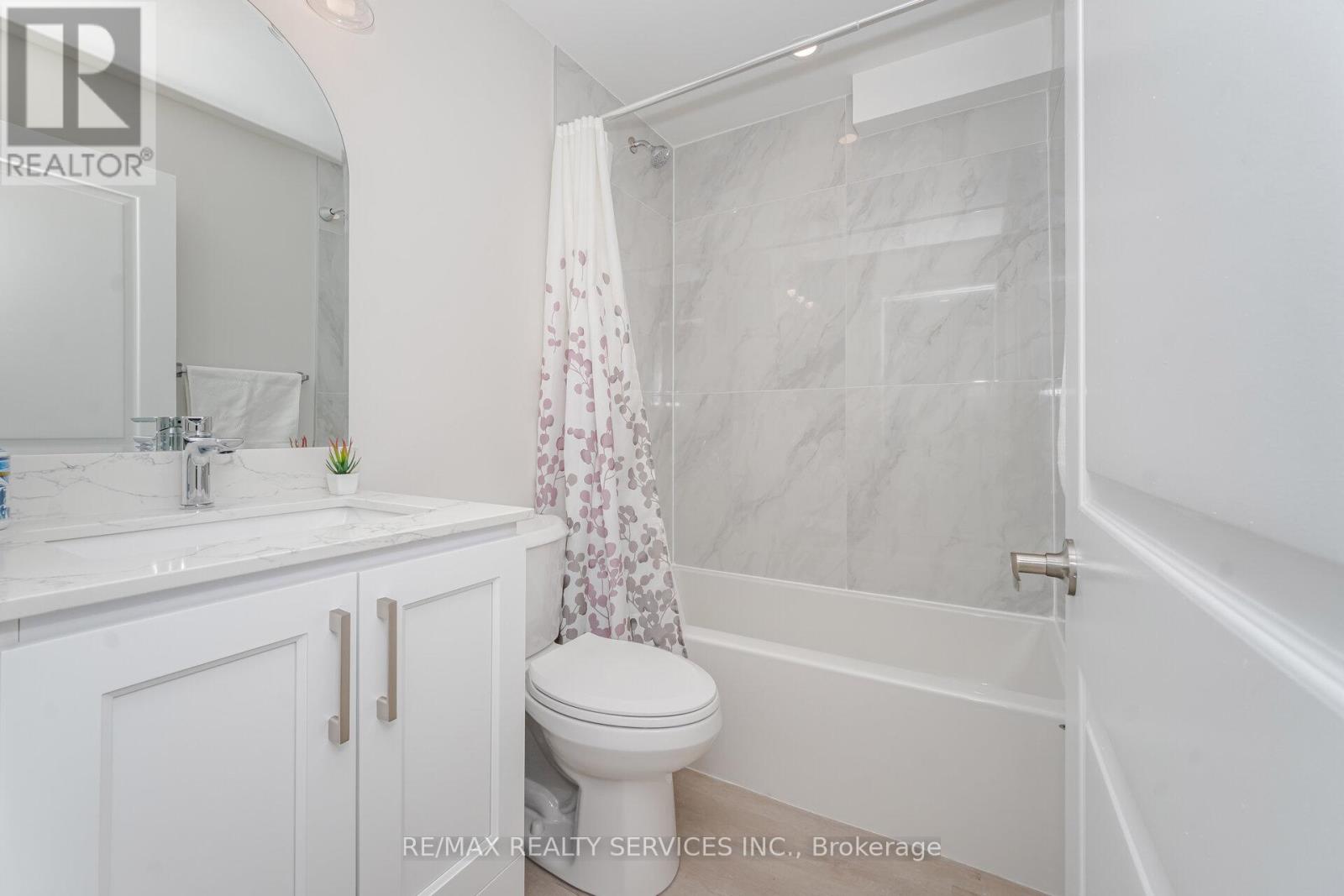 29 Lippa Drive, Caledon, Ontario  L7C 4M3 - Photo 45 - W12468071