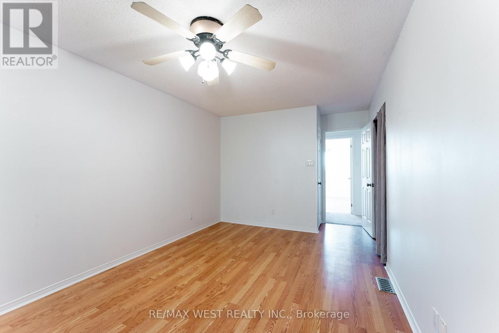 852 Beatrice Street E, Oshawa, Ontario  L1K 2H7 - Photo 18 - E12457877