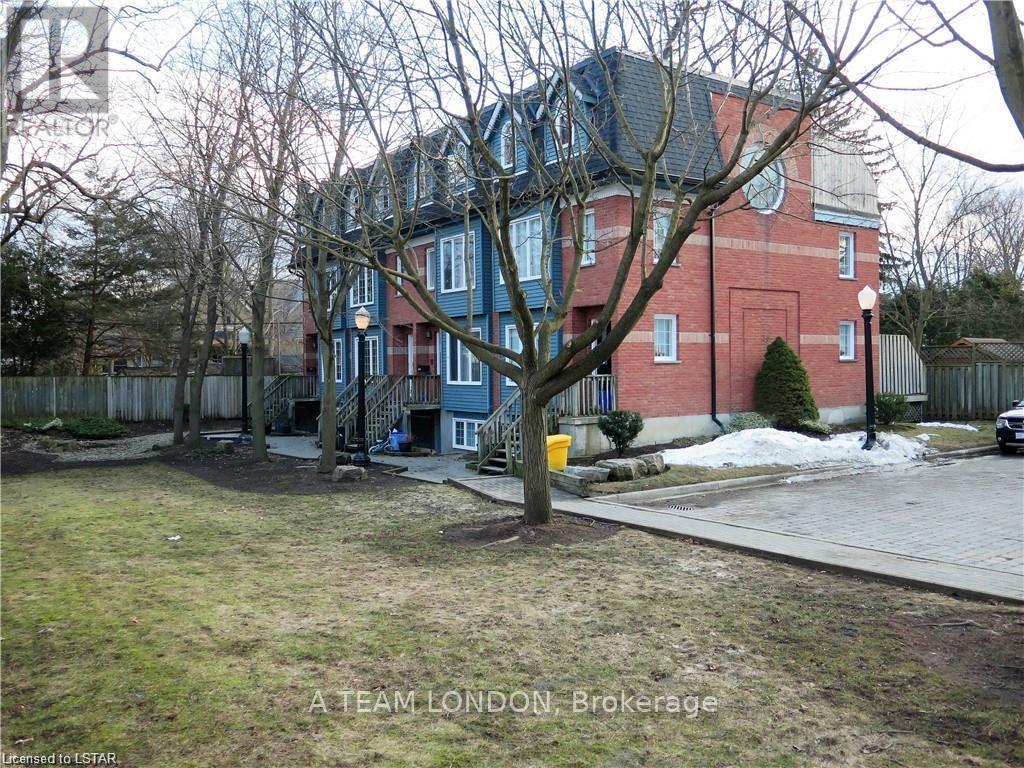 3 & 4 - 39 REGINA STREET, London East, Ontario