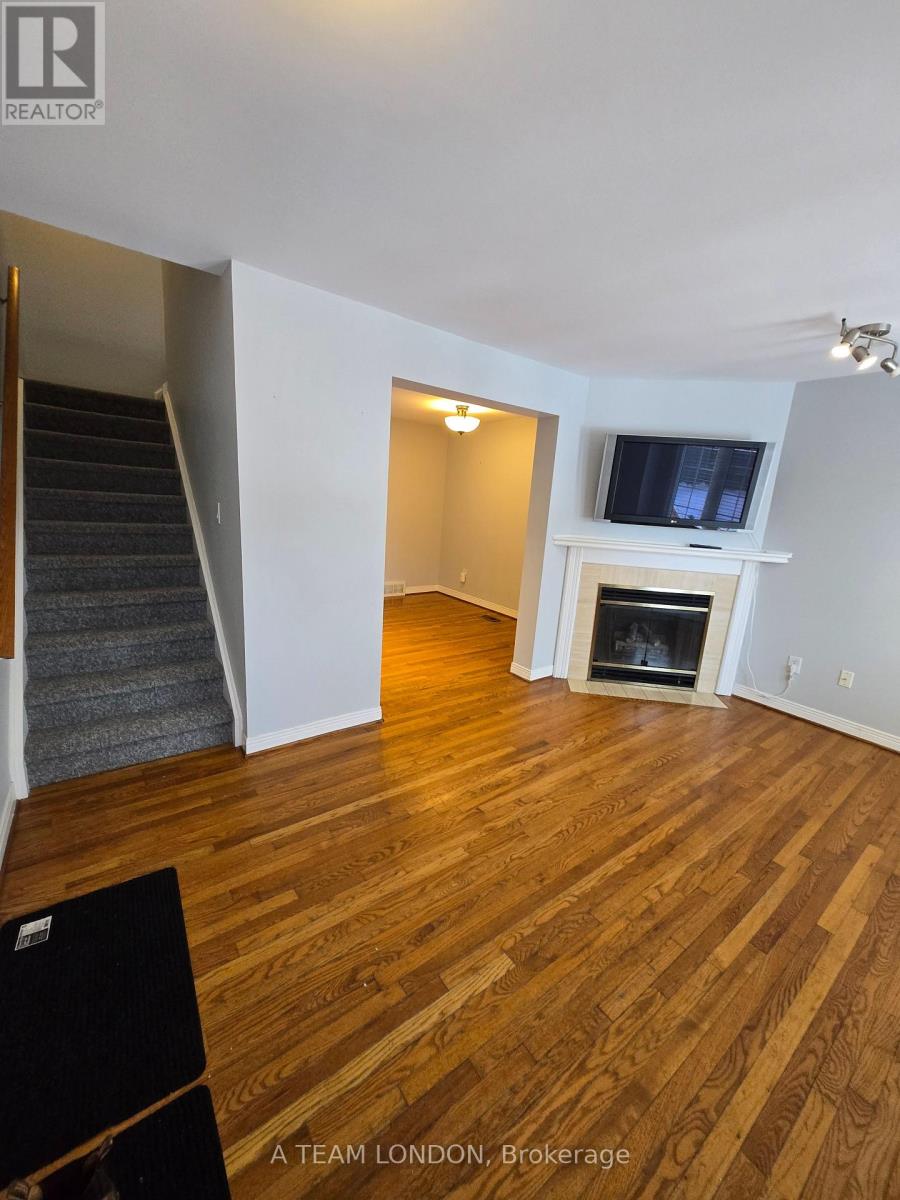 3 & 4 - 39 Regina Street, London East, Ontario  N5Y 3B6 - Photo 18 - X12468174
