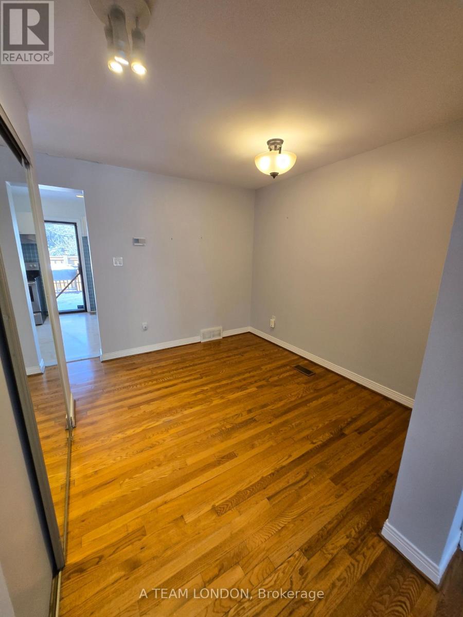 3 & 4 - 39 Regina Street, London East, Ontario  N5Y 3B6 - Photo 20 - X12468174