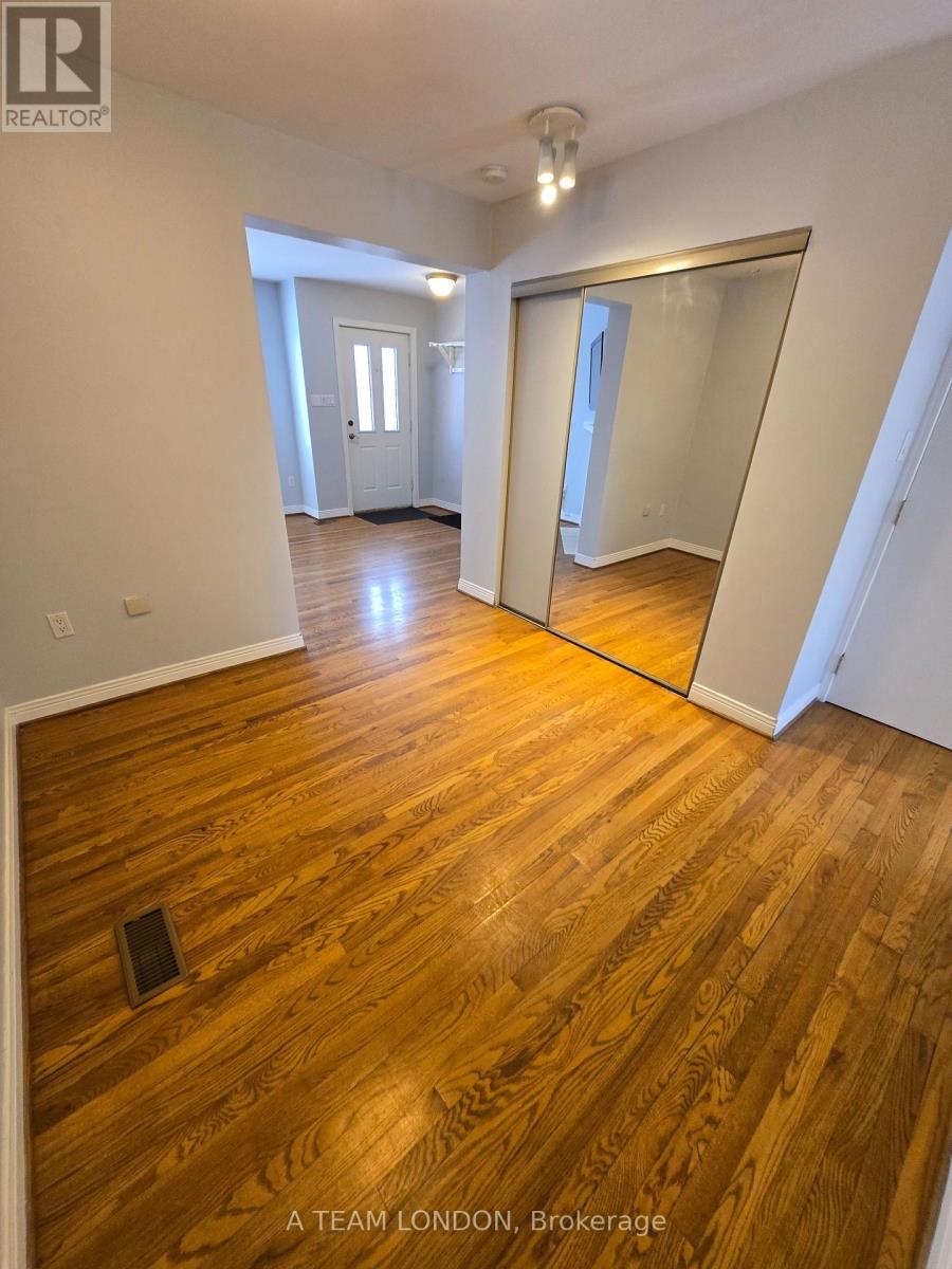 3 & 4 - 39 Regina Street, London East, Ontario  N5Y 3B6 - Photo 21 - X12468174