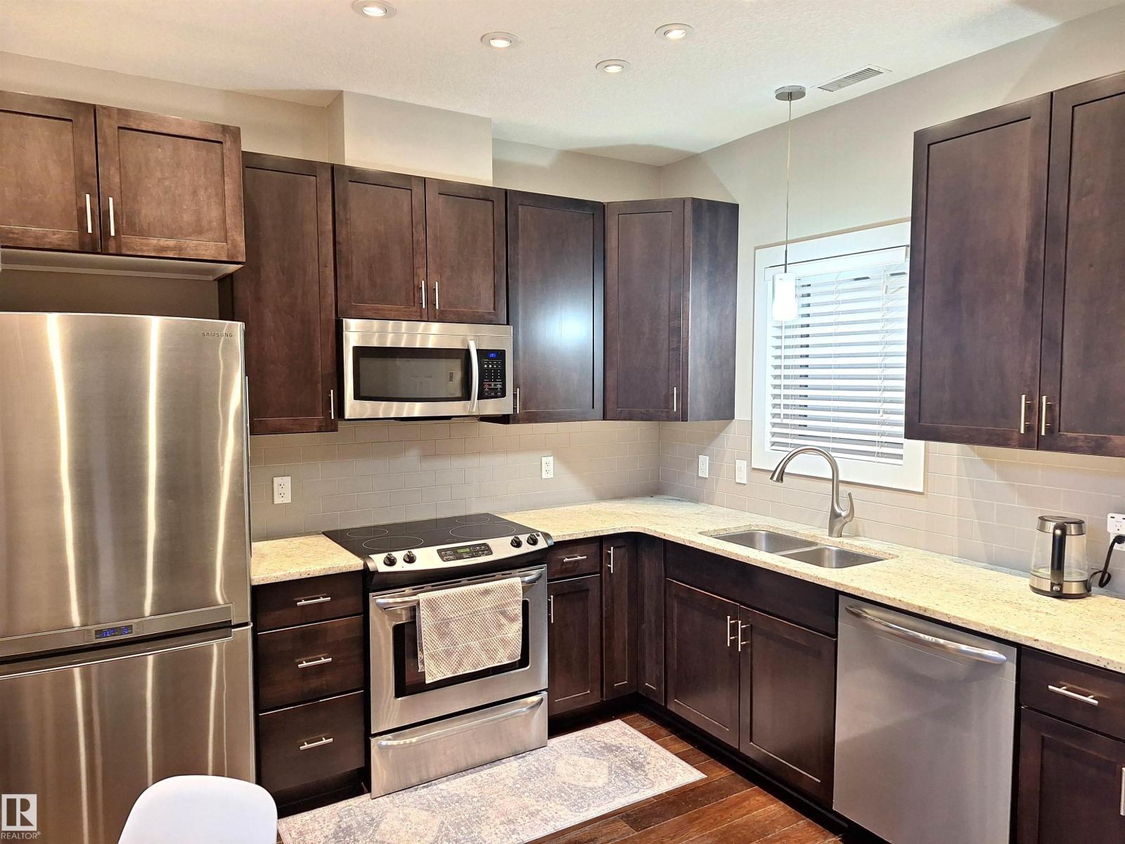#50 11518 76 Av Nw, Edmonton, Alberta  T6G 0K7 - Photo 4 - E4462468