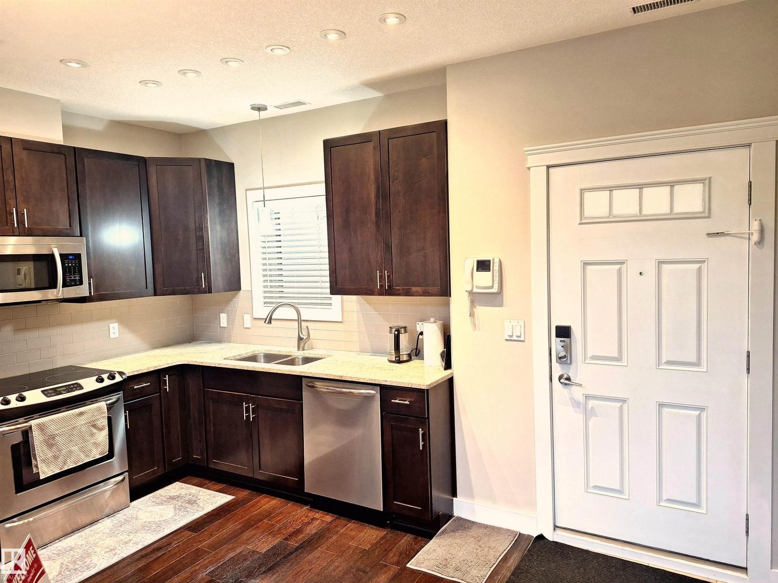 #50 11518 76 Av Nw, Edmonton, Alberta  T6G 0K7 - Photo 6 - E4462468
